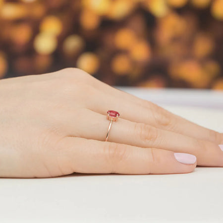 gold-ring-with-0-60ct-ruby-p130-585-r0-60