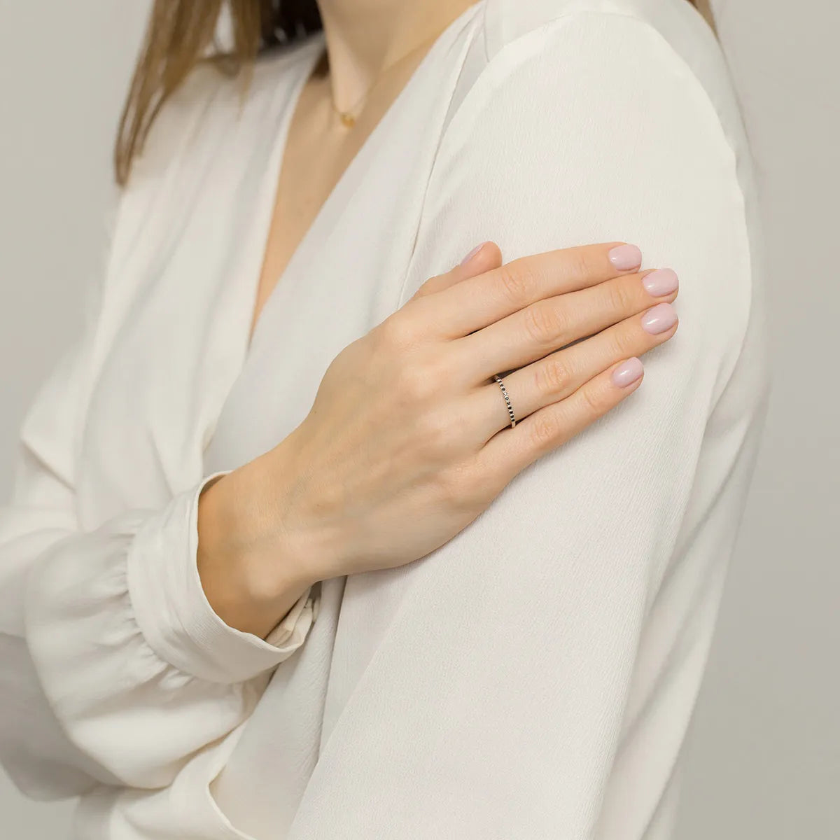 goldring-mit-0-095ct-schwarzen-diamanten-p142-585-cb0-09