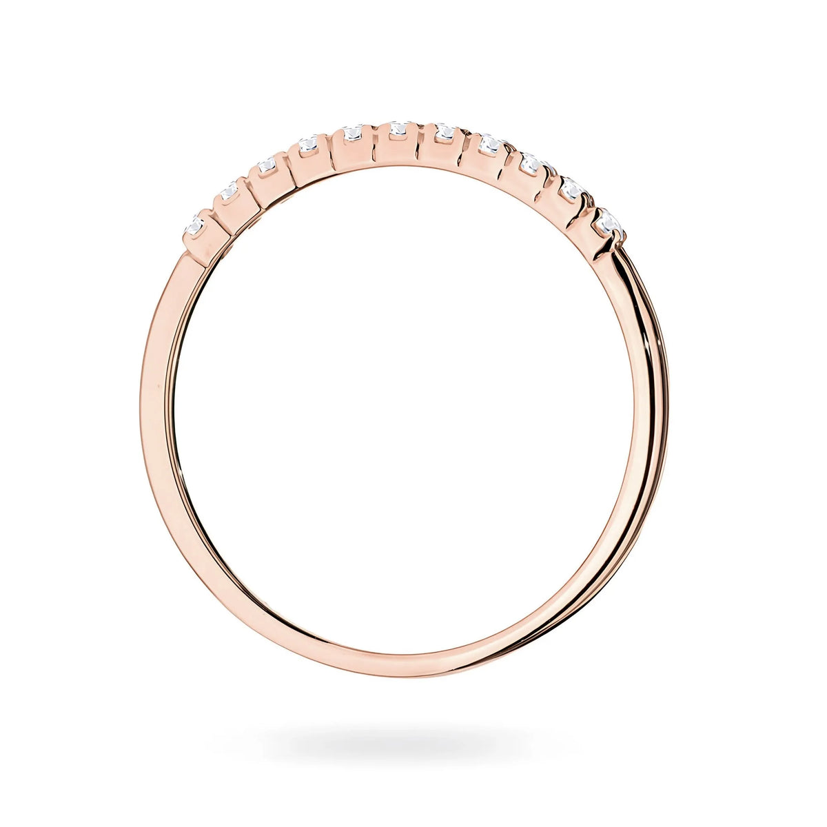 gold-ring-set-with-diamonds-p142-b0-09