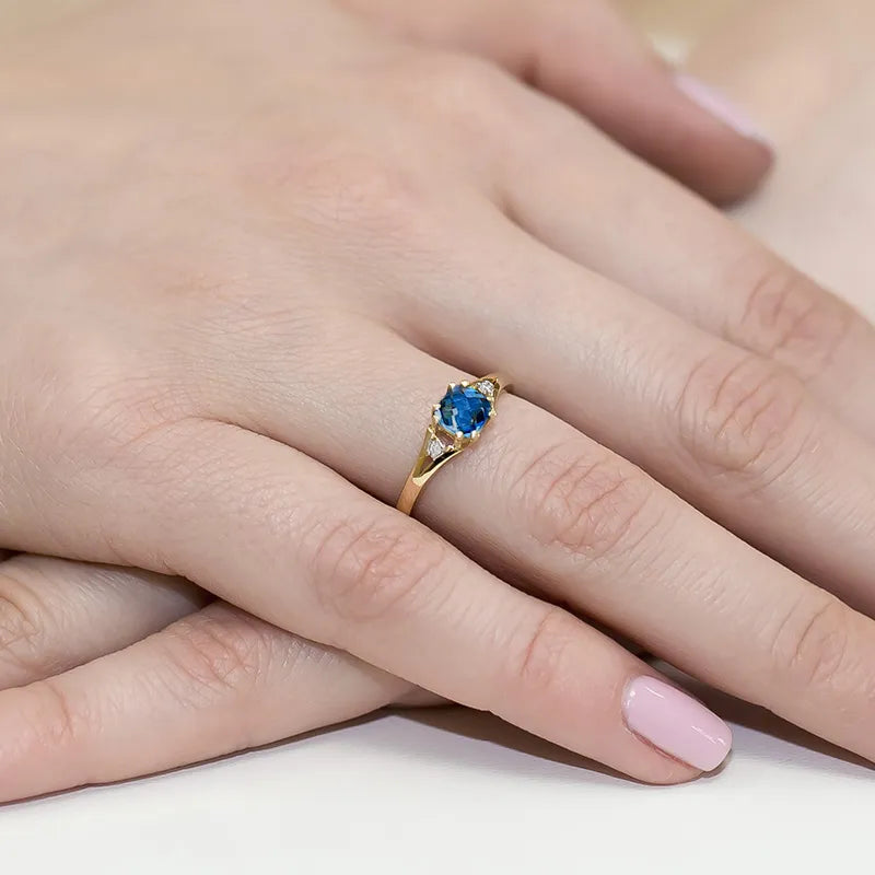 14-karat-goldring-mit-zirkonia-p145-375-gb