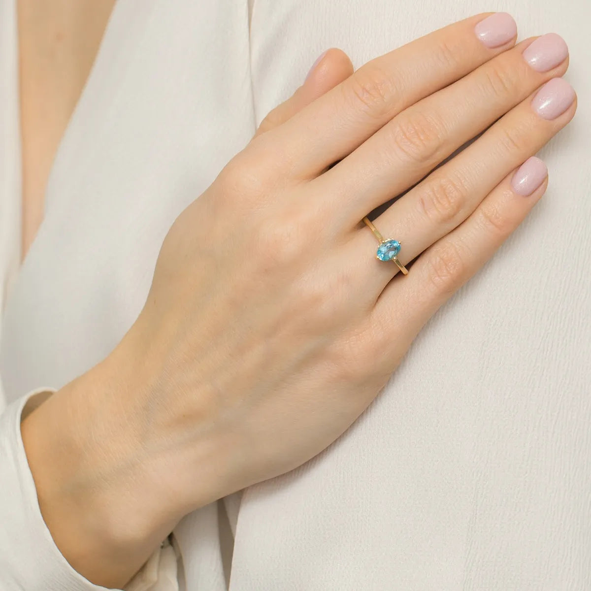 bague-en-or-avec-topaze-0-90ct-p148-585-t0-90