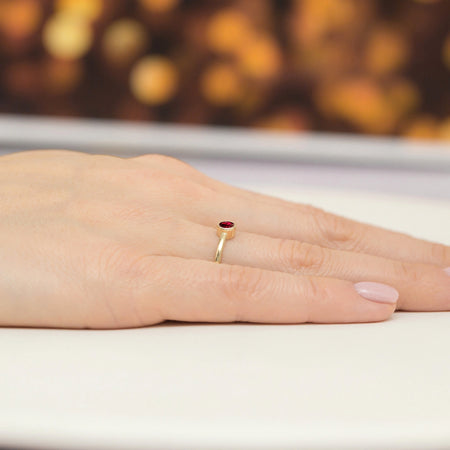 8k-gold-ring-with-red-zirconia-p150-333-c