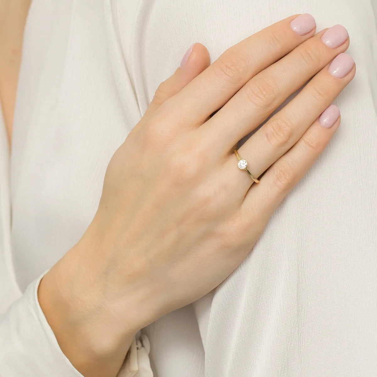 zlatý-prsteň-s-diamantom-0-30ct-p150-585-b0-30