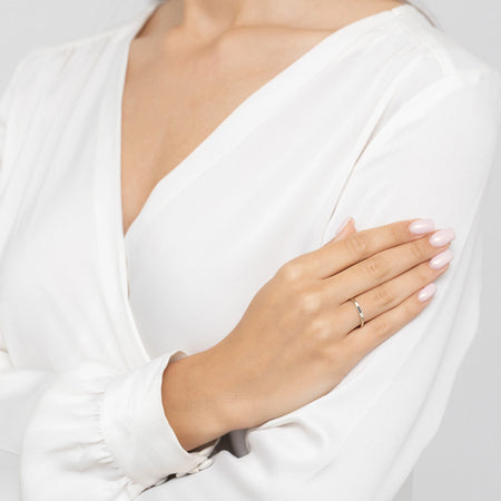 gold-ring-with-0-015ct-black-diamonds-p166-585-cb0-015