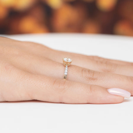 8k-gold-ring-with-zirconia-p167-333-b