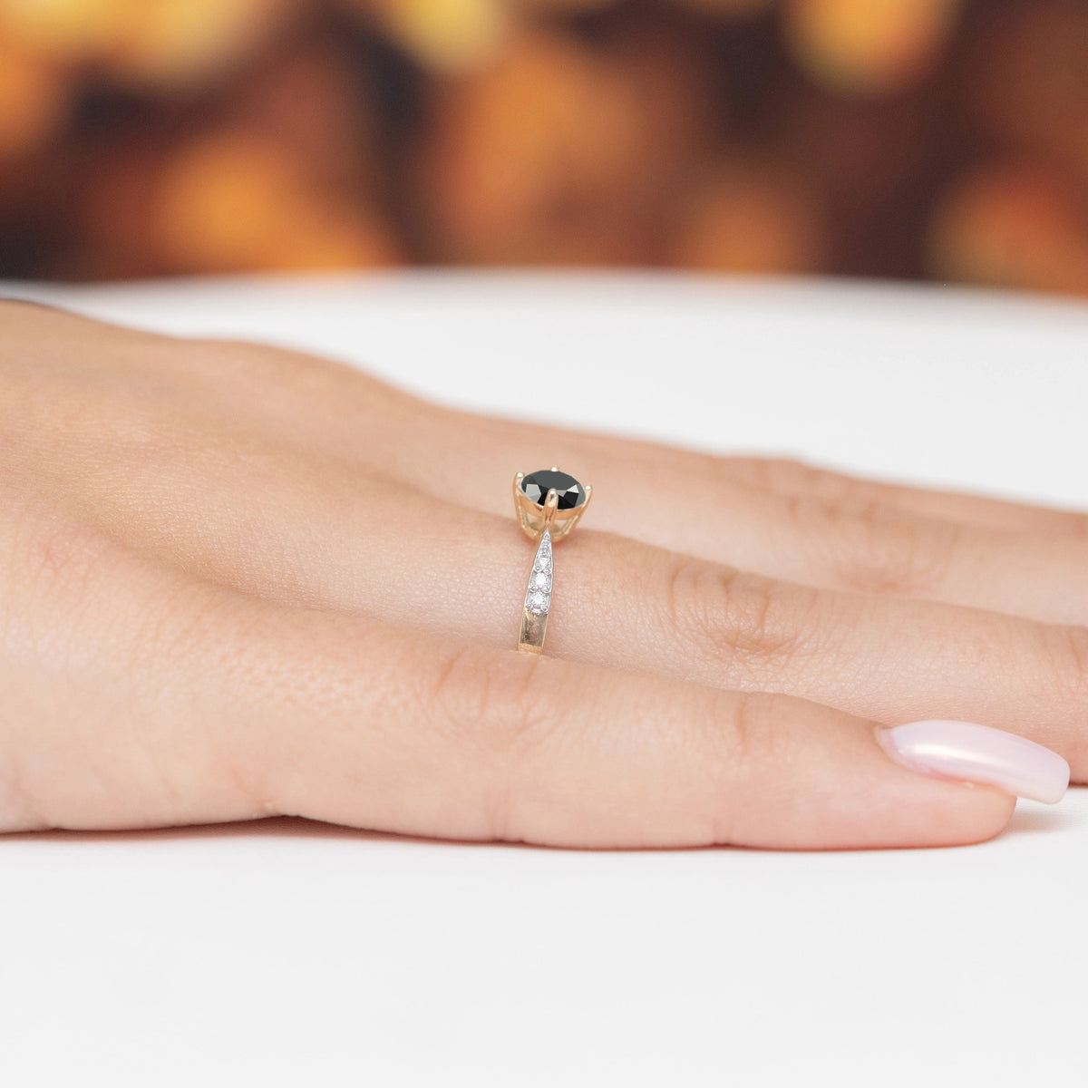 bague-en-or-avec-diamant-noir-de-0-50ct-et-diamants-de-0-068ct-p167-585-cb0-50