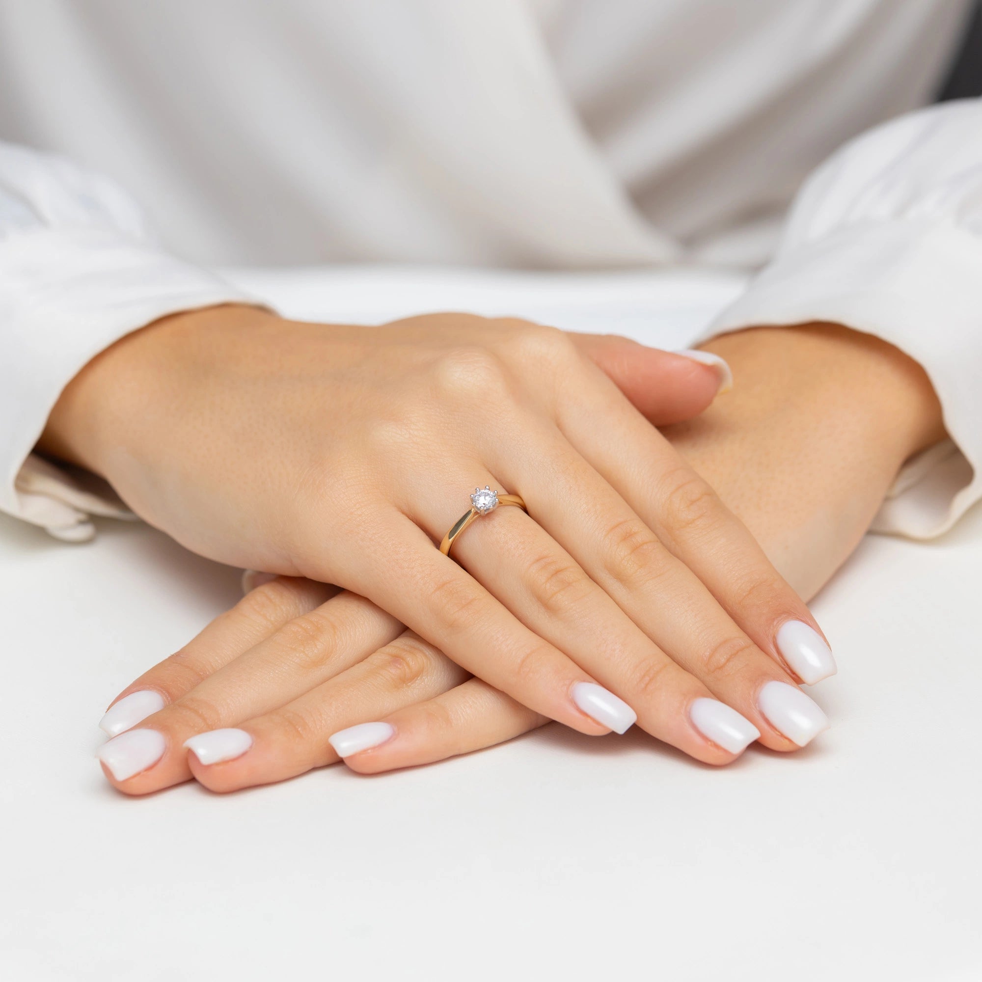 8k-gold-ring-with-zirconia-p168-333-b