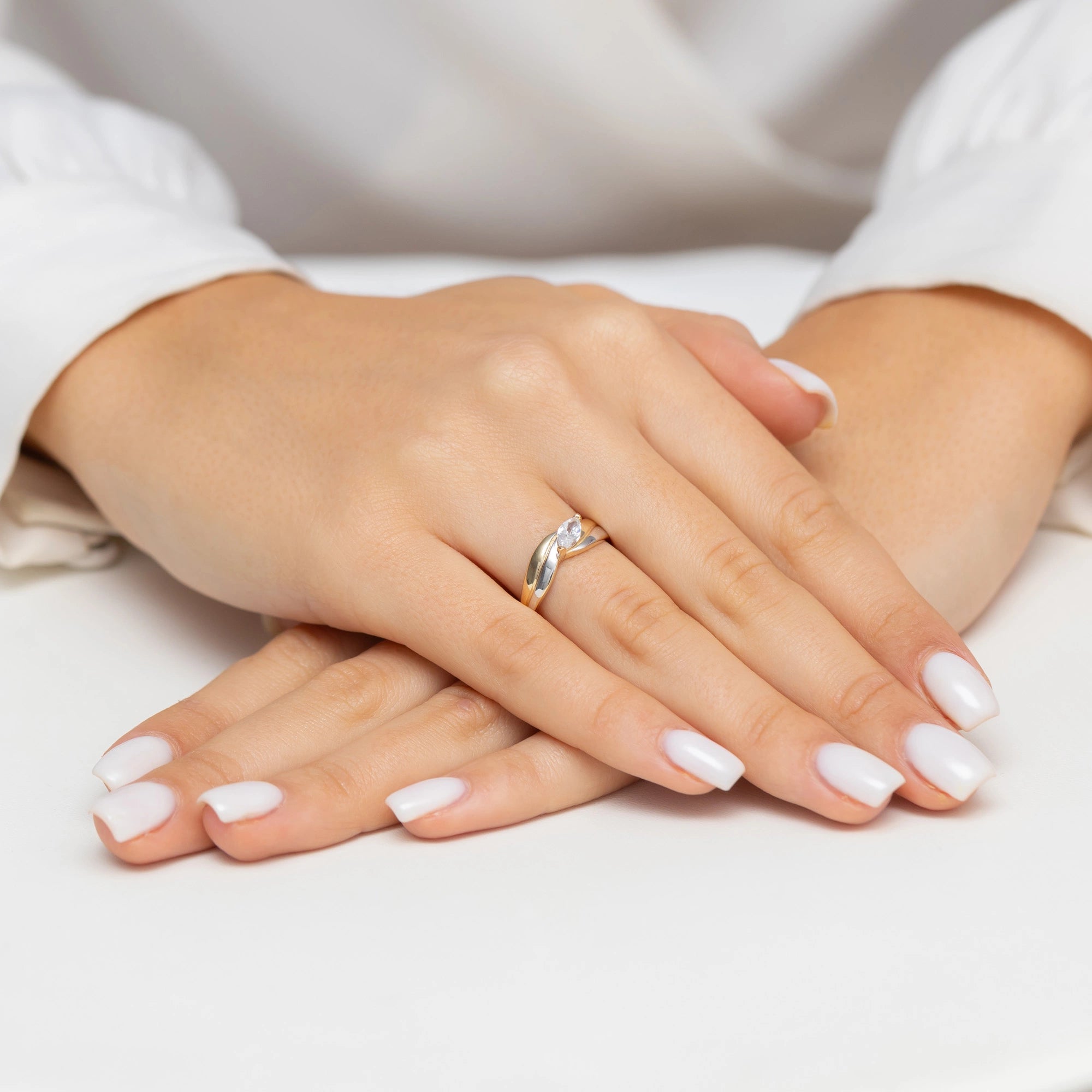 14k-gold-ring-with-zirconia-waves-p170-585-b