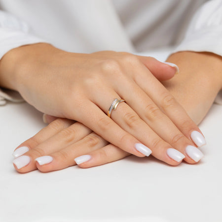 14k-gold-ring-with-zirconia-p183-585-b