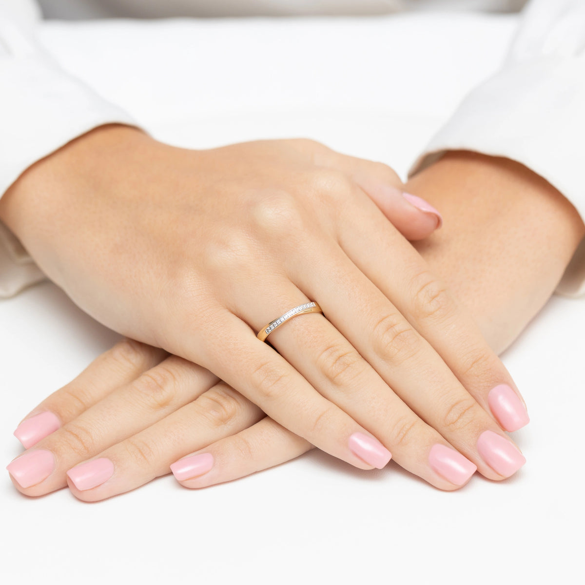 8k-gold-ring-set-with-zirconia-p184-333-b