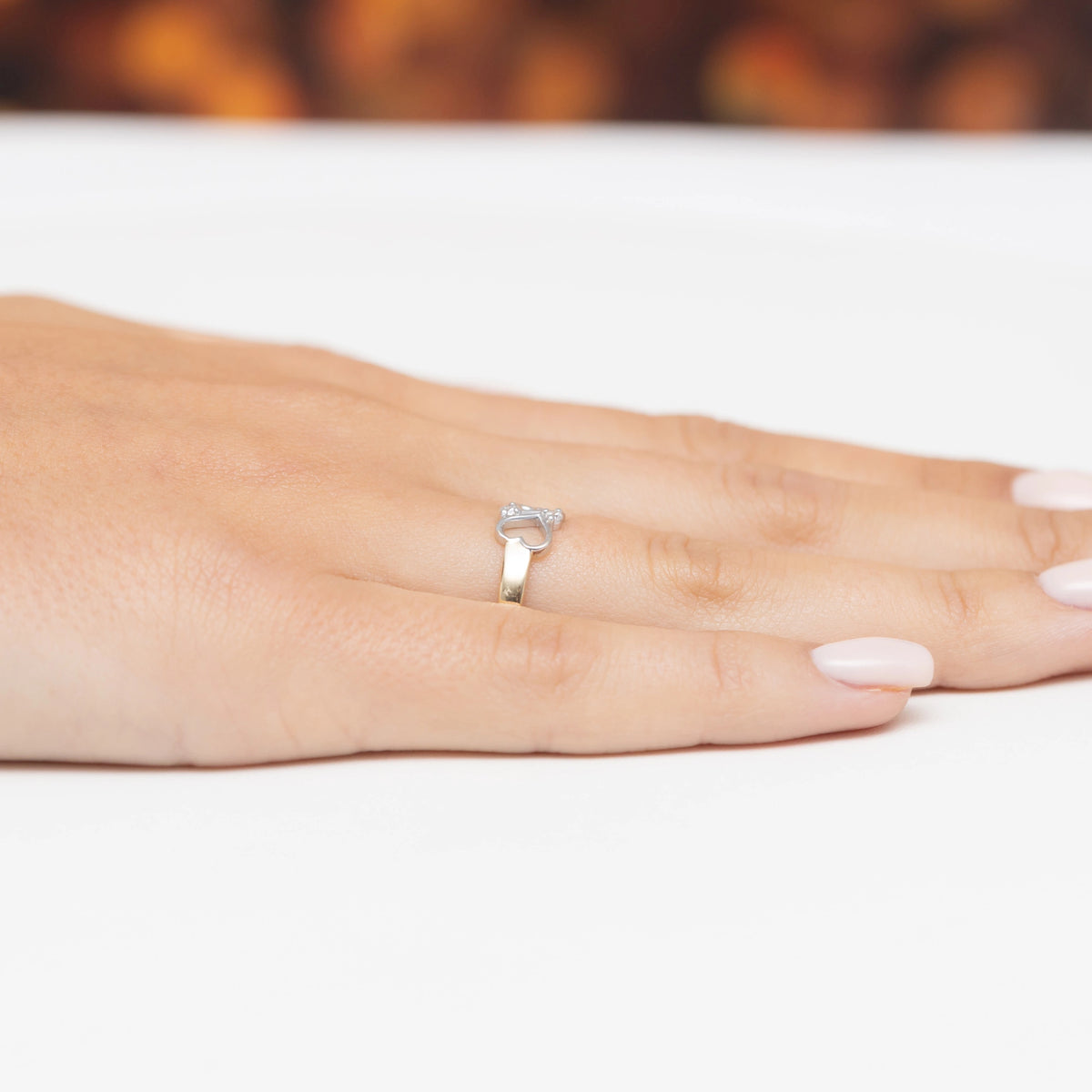 8k-gold-ring-with-zirconia-heart-p189-333-b