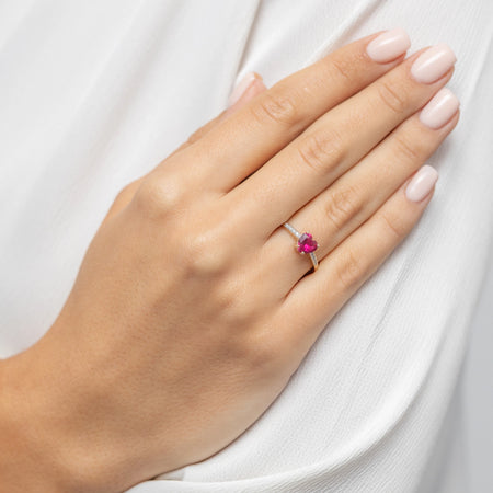 8k-gold-ring-with-red-zirconia-p194-333-c