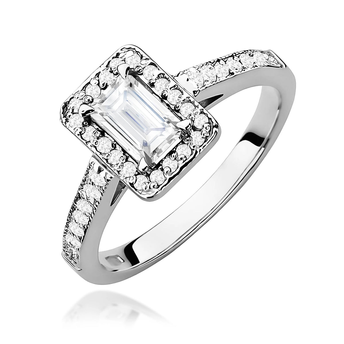 White Gold Ring with Emerald 0,60ct Central and 0,22ct Sideline Lab-grown Diamonds