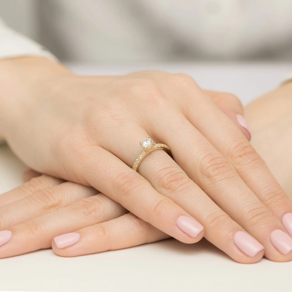 Yellow Gold Ring with Round 0,50ct Central and 0,243ct Sideline Lab-grown Diamonds