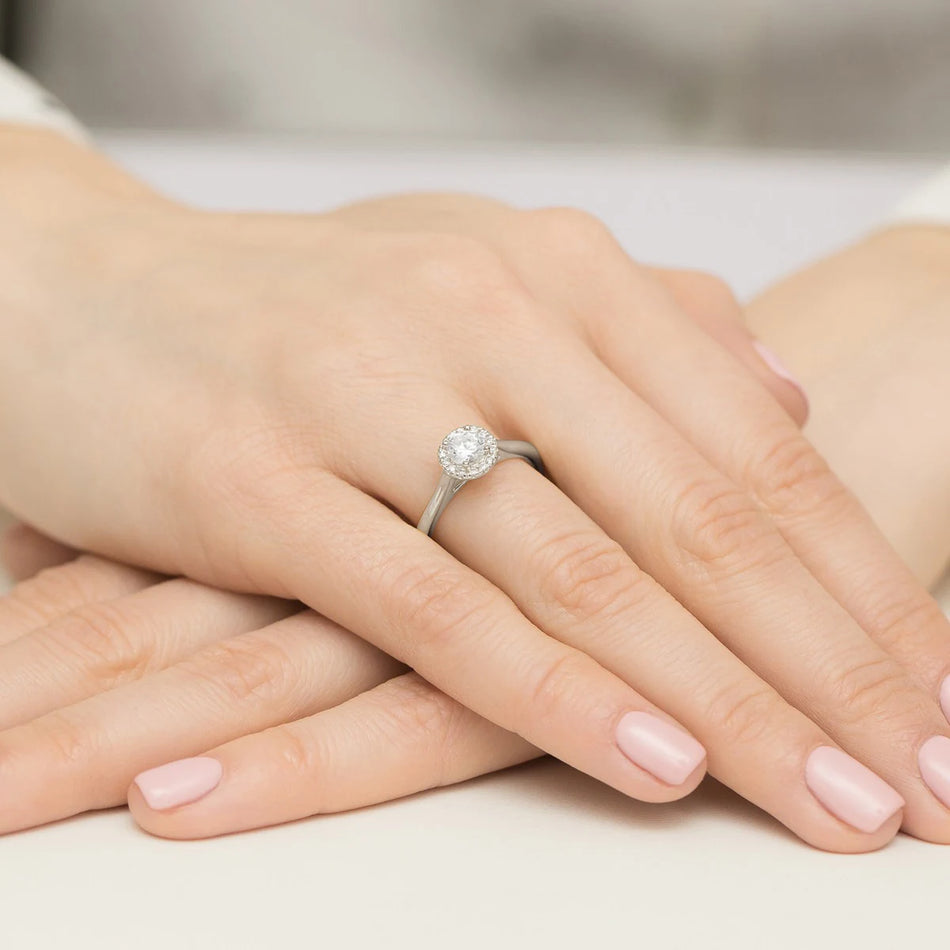 White Gold engagement ring with Round 0.50 ct Central and 0.12 ct Sideline Lab-grown Diamonds - GREMARI fine jewelry