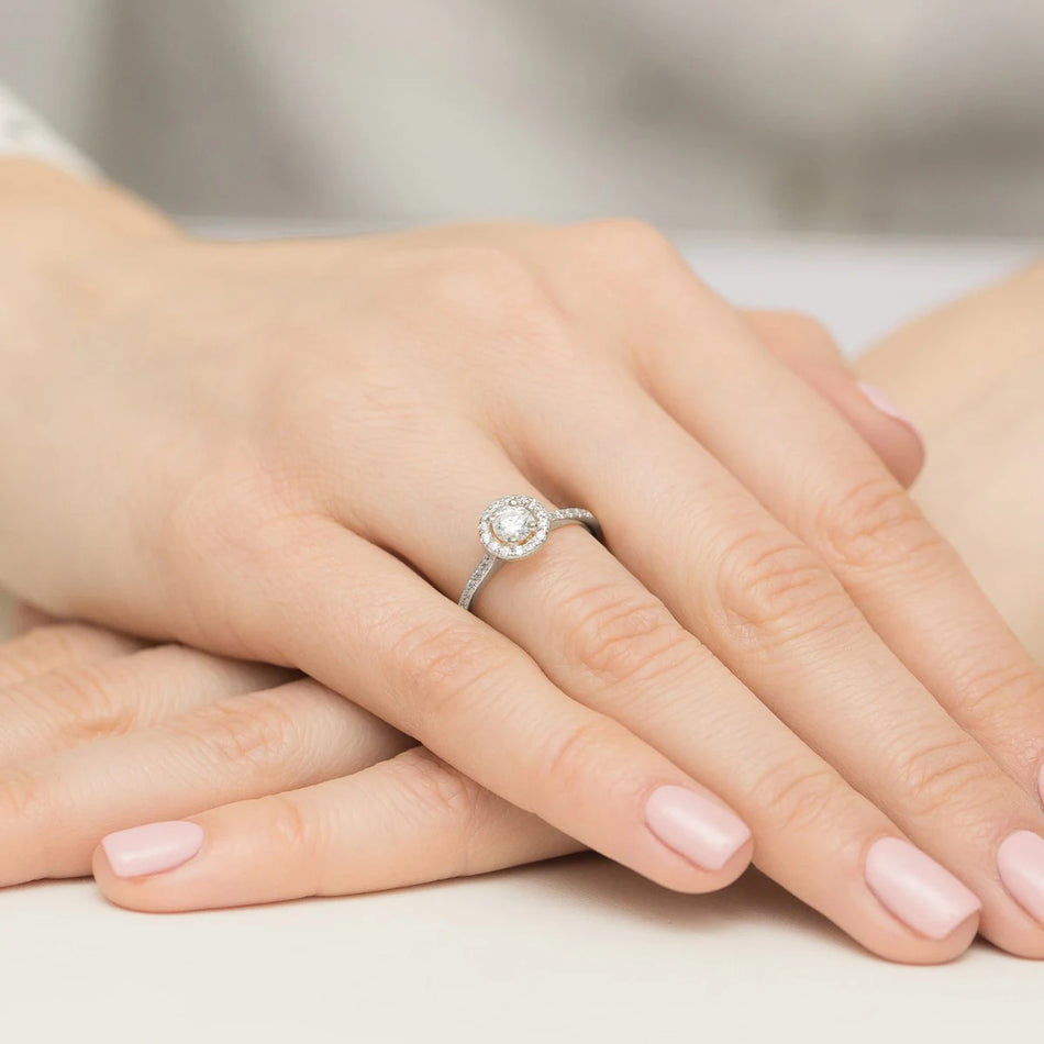 White Gold engagement ring with Round 0.40 ct Central and 0.241 ct Sideline Lab-grown Diamonds - GREMARI fine jewelry