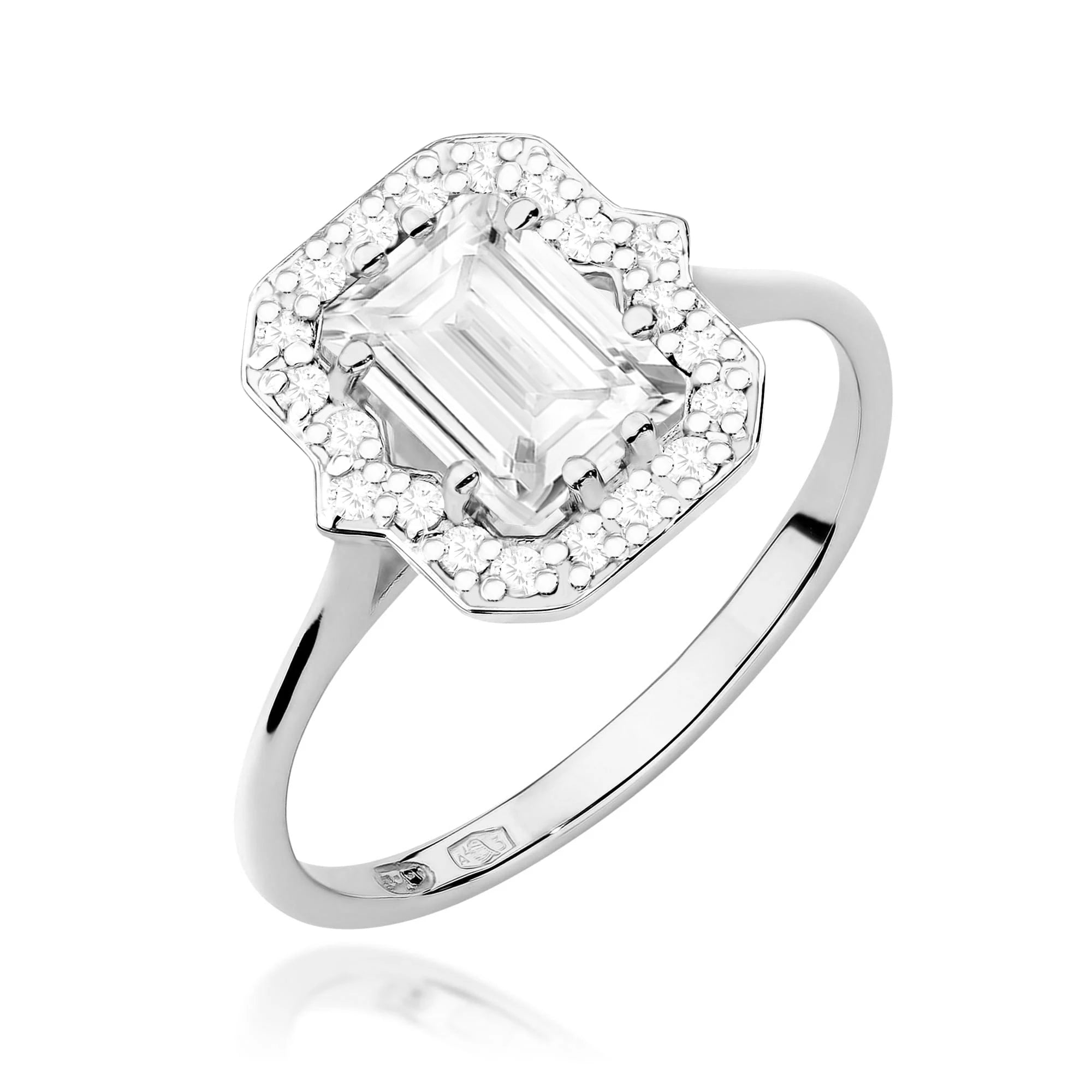 GREMARI White Gold engagement ring with Emerald 1.00 ct Central and 0.172 ct Sideline Lab-grown Diamonds