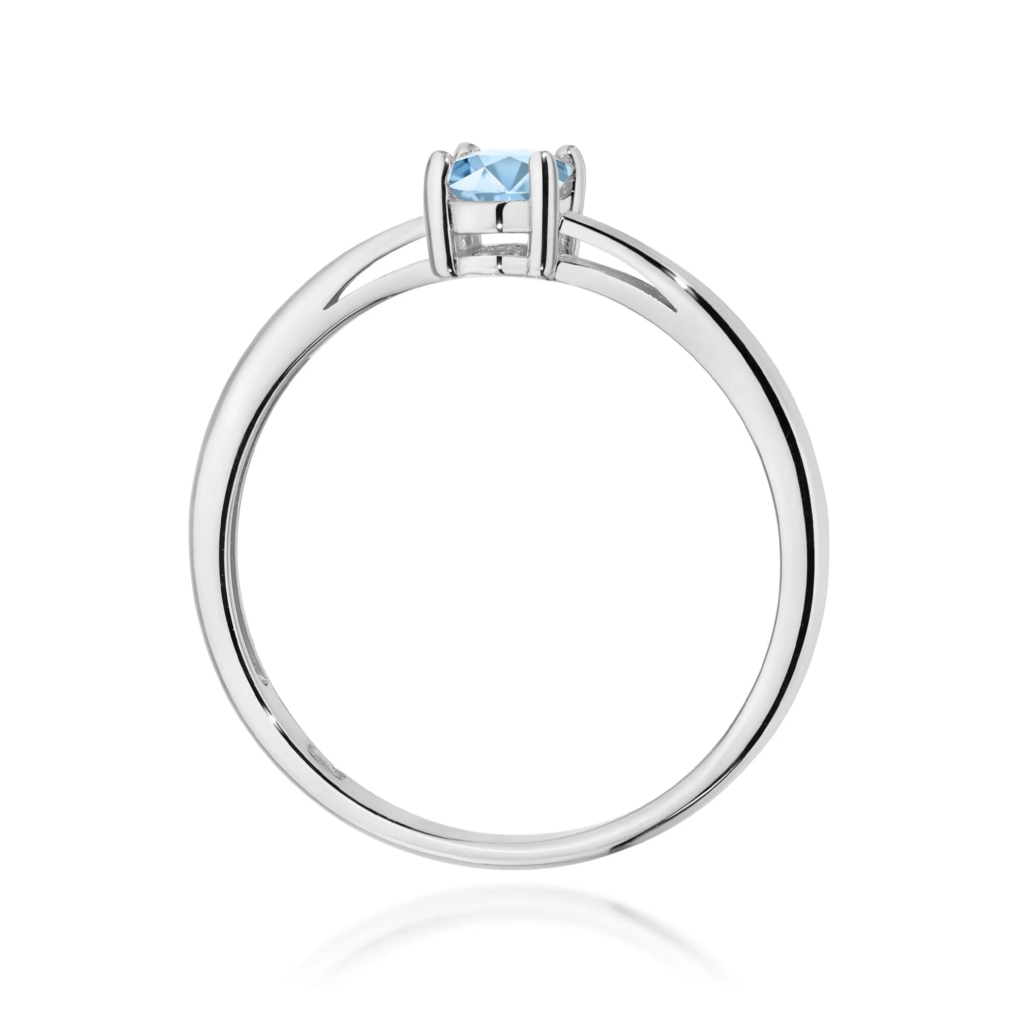 GREMARI 14K (585) White Gold engagement ring with Oval 0.50 ct Lab-grown Diamond