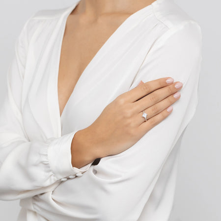 silver-ring-with-zirconia-sp001-925-bs