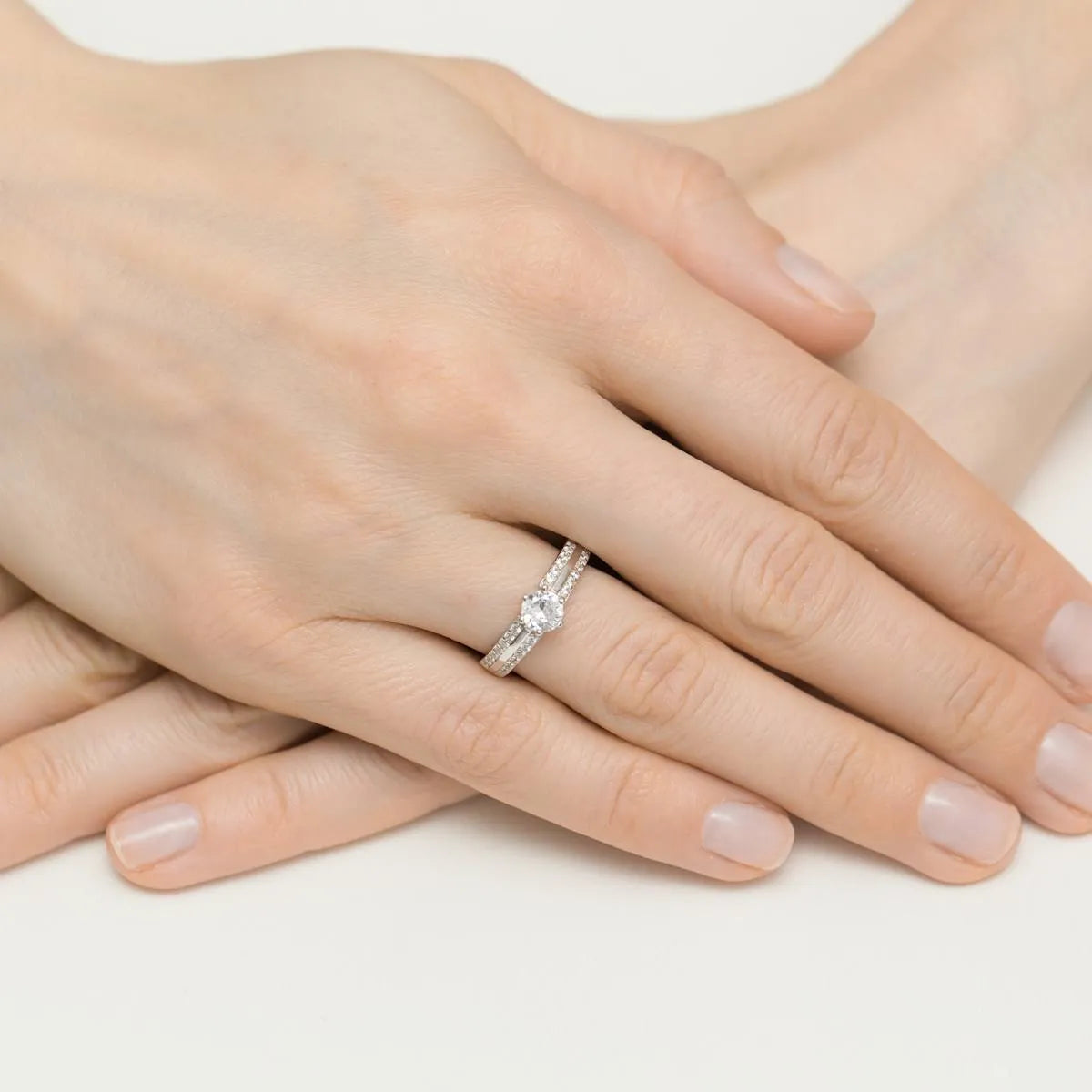 silver-ring-with-zirconia-up006-925-s