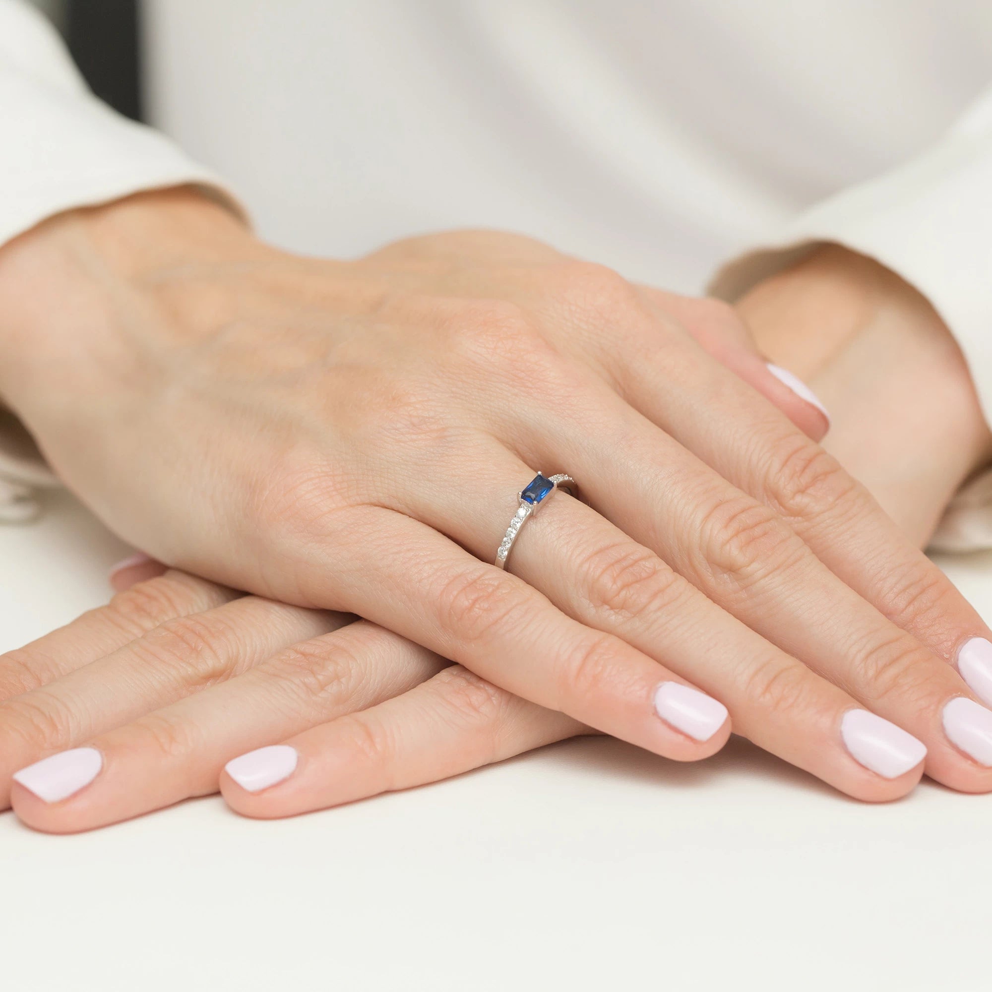 silver-ring-with-zirconia-up016-925-gs