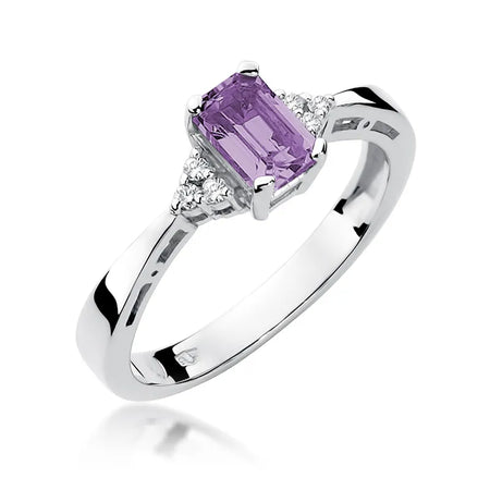 gold-ring-with-0-50ct-amethyst-and-diamonds-w0002-amv-01
