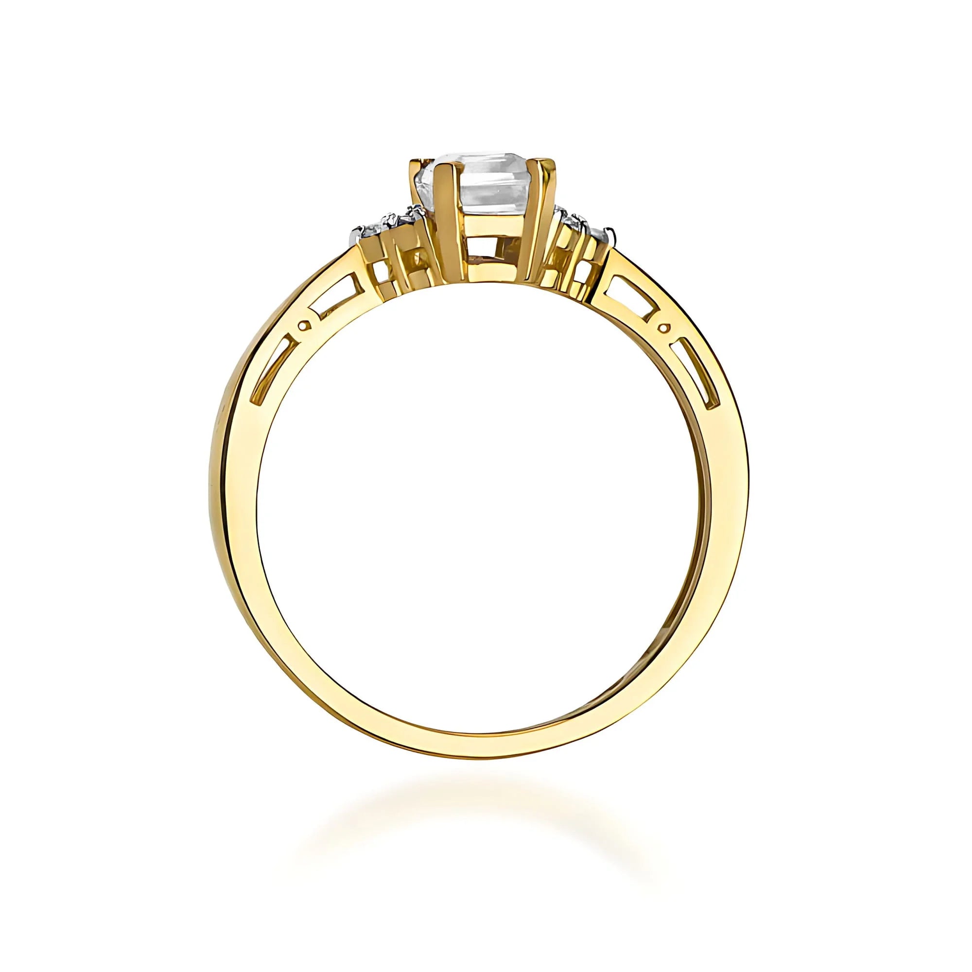 gold-ring-with-0-60ct-and-0-03ct-lab-diamonds-w0002-ldw-01