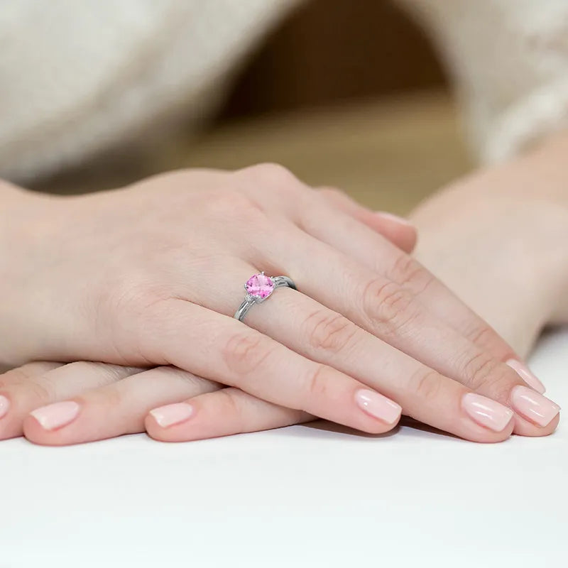 prsten-ze-zlata-s-1-10ct-růžovým-topazem-a-diamanty-w0003-top-01