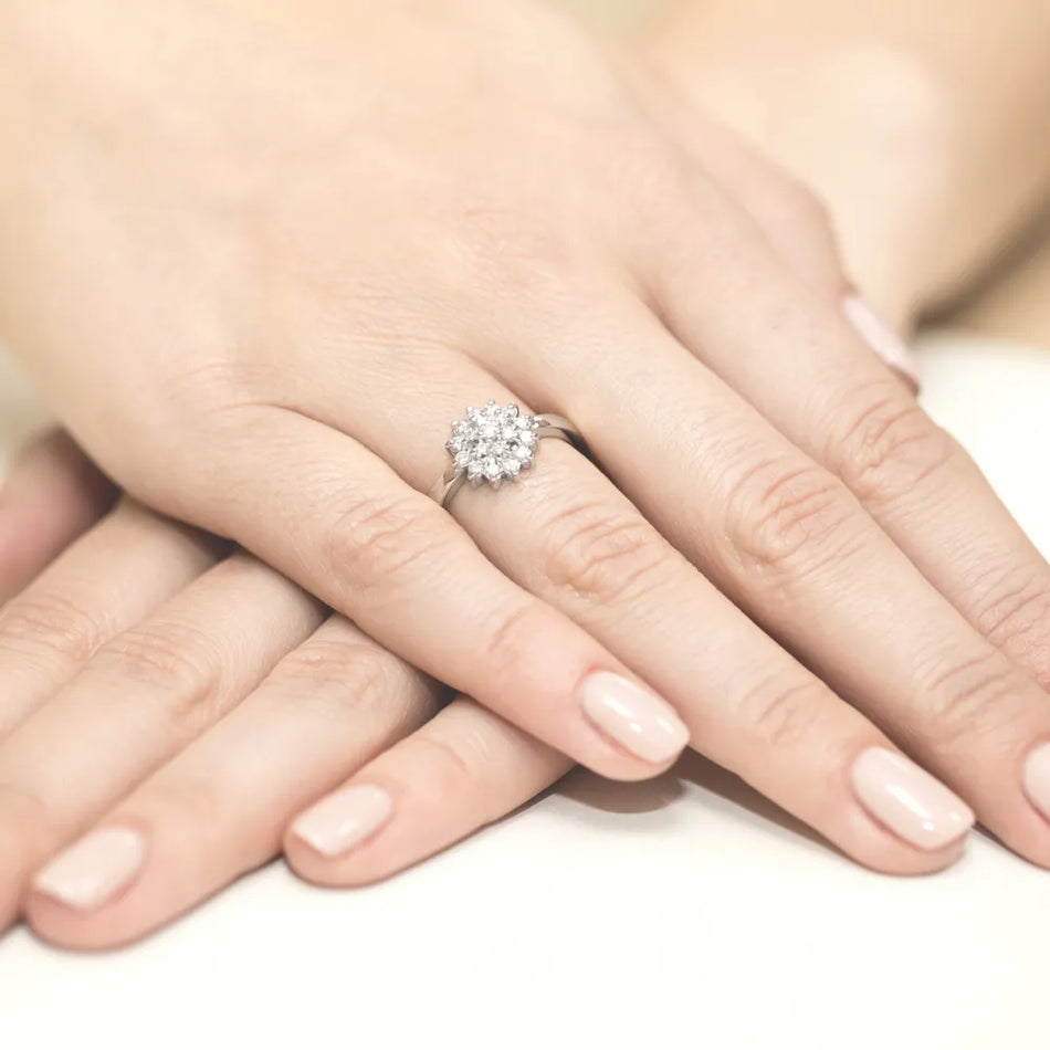 zlatý-prsten-s-diamanty-0-40ct-w0004-diw-01