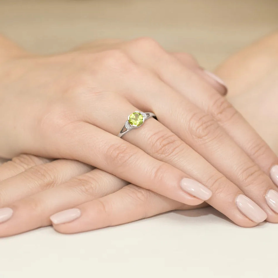 goldring-mit-1-00ct-olivin-und-0-01ct-diamanten-w0040-peg-01