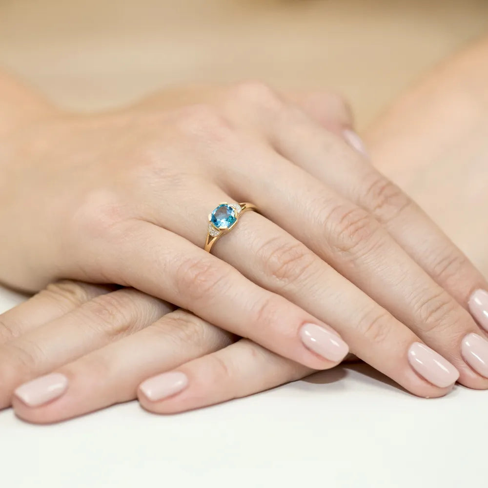 bague-en-or-avec-1-10ct-topaze-et-0-01ct-diamants-w0040-tob-01