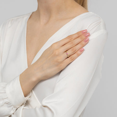 8k-gold-ring-with-red-zirconia-w0045-z6-zir-01