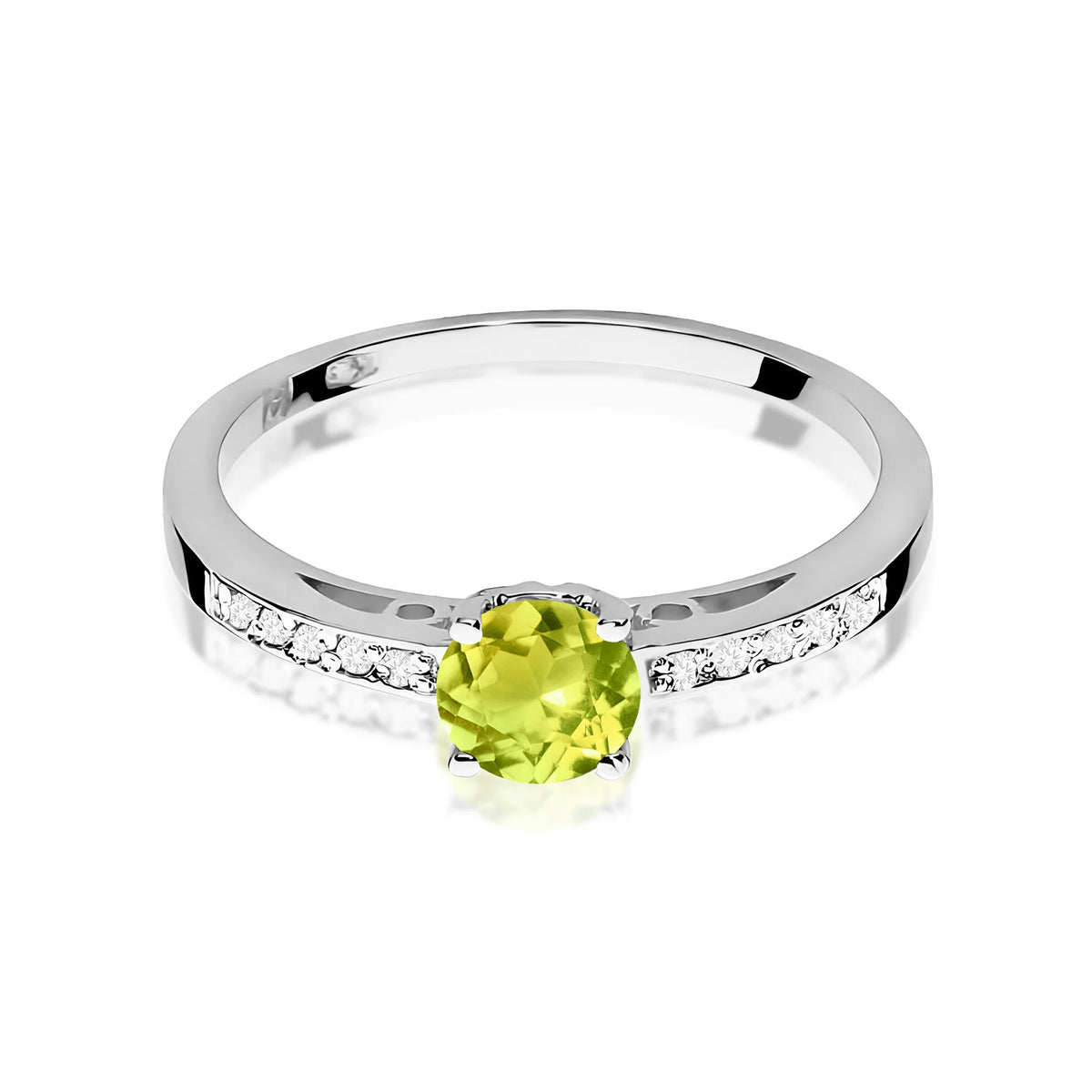 Gold Ring with 0.60ct Olivine and 0.05ct Diamonds