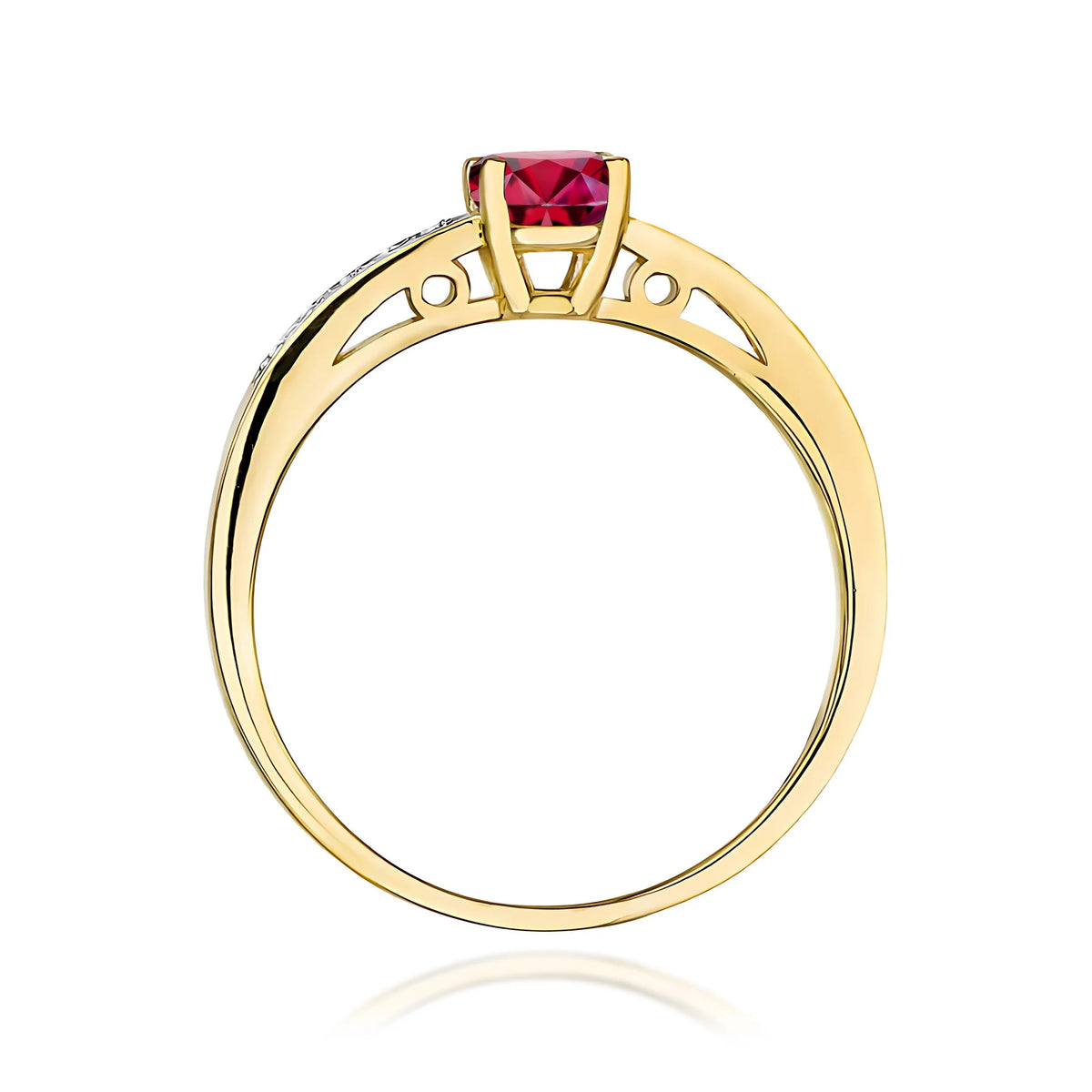 Gold Ring with 0.60ct Ruby and 0.05ct Diamonds