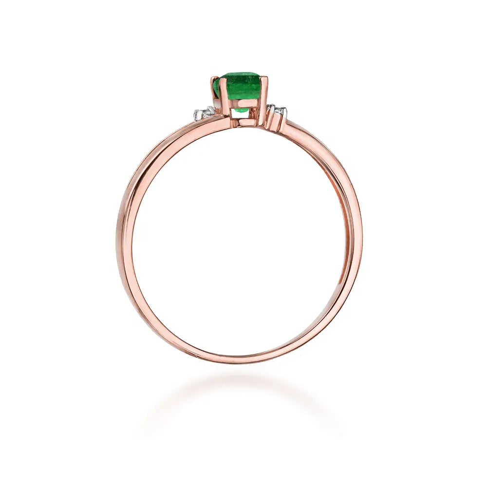 gold-ring-with-0-40ct-emerald-and-0-029ct-diamonds-w0068-emg-01