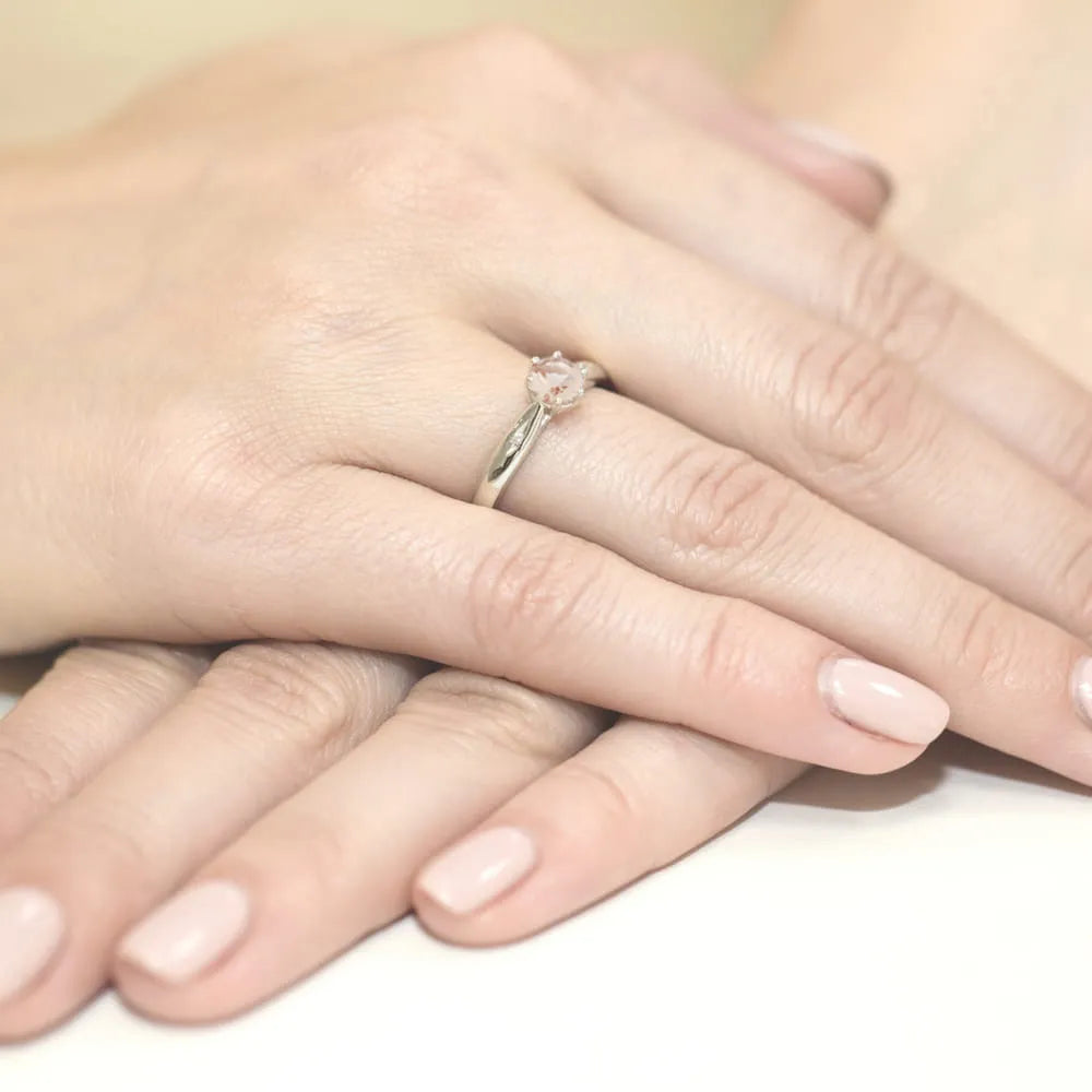 gold-ring-with-0-40ct-morganite-and-0-01ct-diamonds-w0074-mop-01