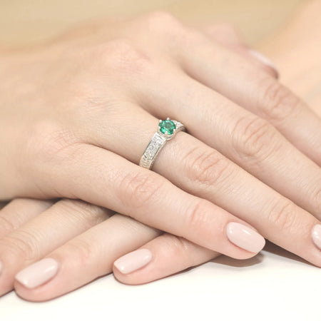 gold-ring-with-0-50ct-emerald-and-diamonds-w0075-emg-01