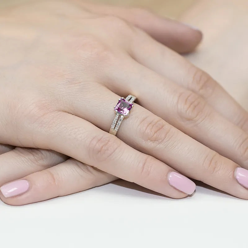 goldring-mit-1-10ct-rosa-topas-und-0-06ct-diamanten-w0079-oben-01