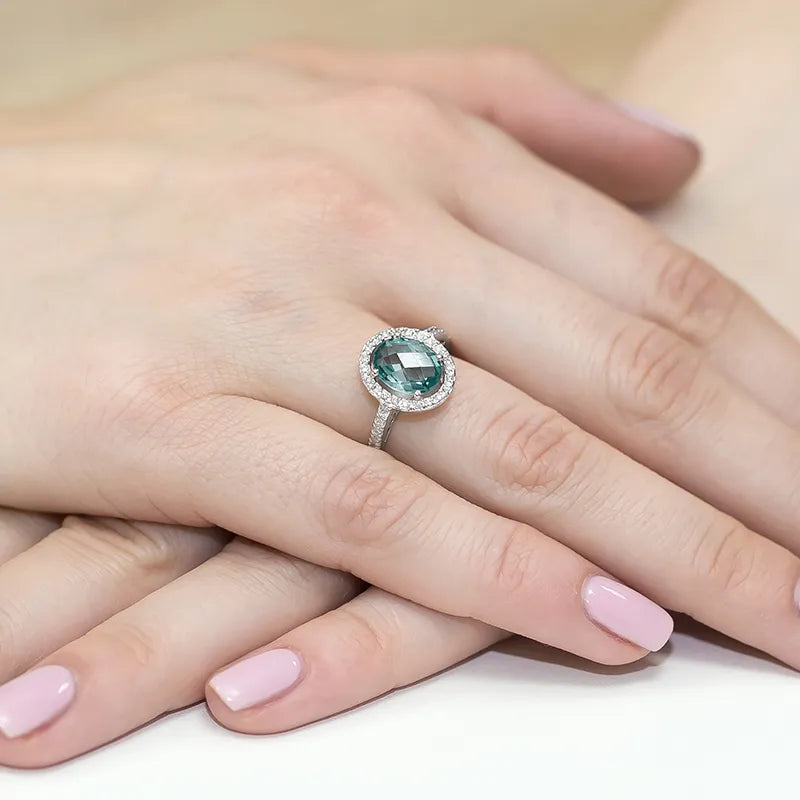 gold-ring-with-1-70ct-topaz-and-0-16ct-diamonds-w0080-tob-01