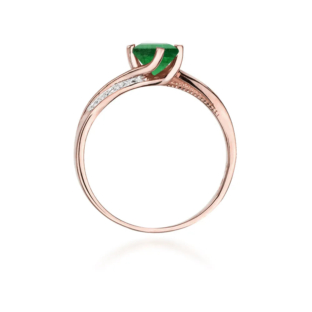 gold-ring-with-0-50ct-emerald-and-0-05ct-diamonds-w0084-emg-01