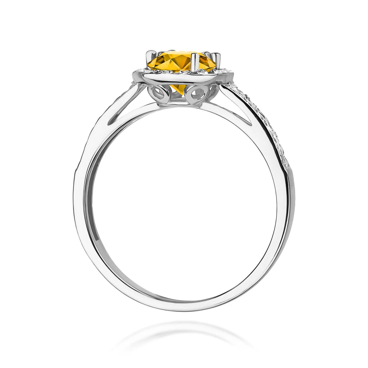 White Gold Ring with 0.50ct Citrin and 0.20ct Diamonds