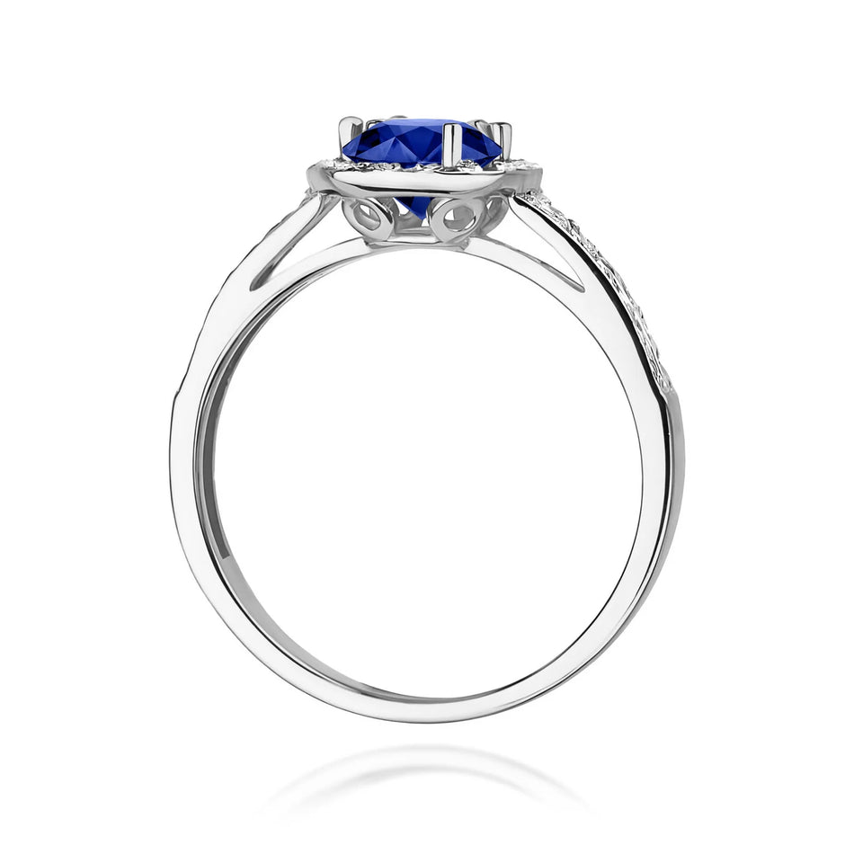 Ring aus Weißgold mit 0,50 ct Saphir und 0,20 ct Diamanten