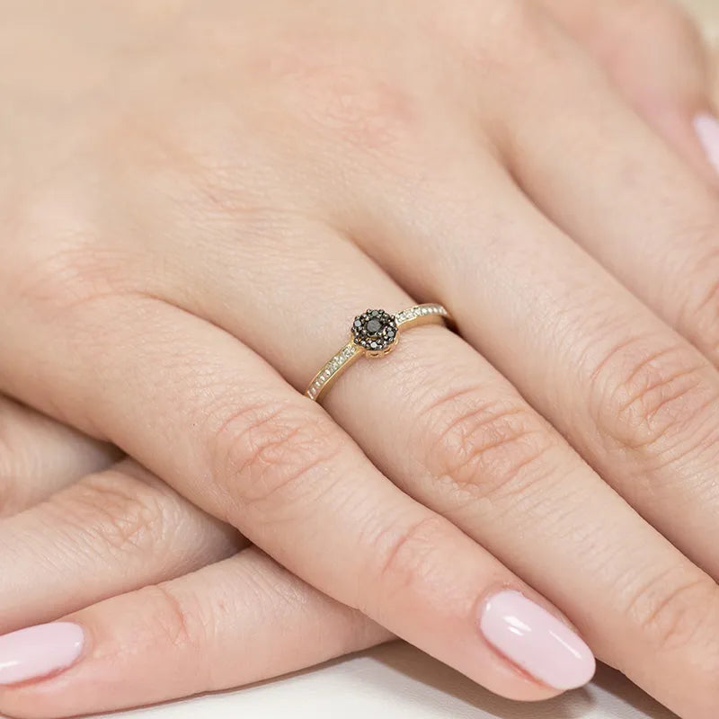 gold-ring-with-0-04ct-0-054ct-black-diamonds-w0091-dib-01