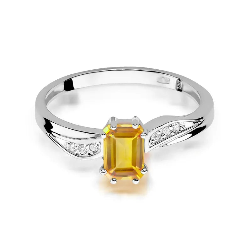 gold-ring-with-0-60ct-citrin-and-0-03ct-diamonds-w0094-ciy-01