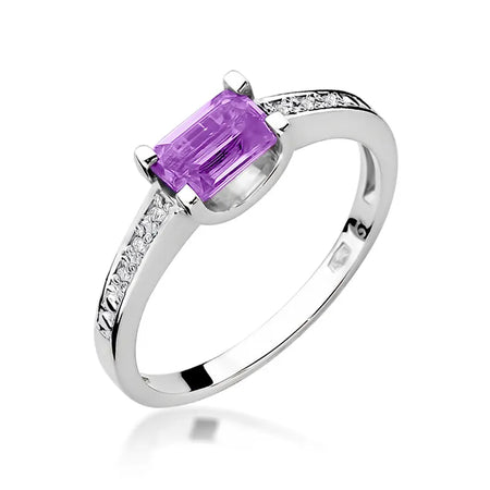 gold-ring-with-0-50ct-amethyst-and-0-03ct-diamonds-w0105-amv-01