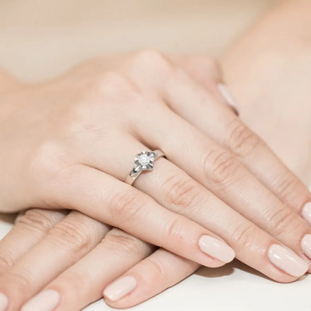 gold-ring-with-0-25ct-diamond-w0155-diw-04