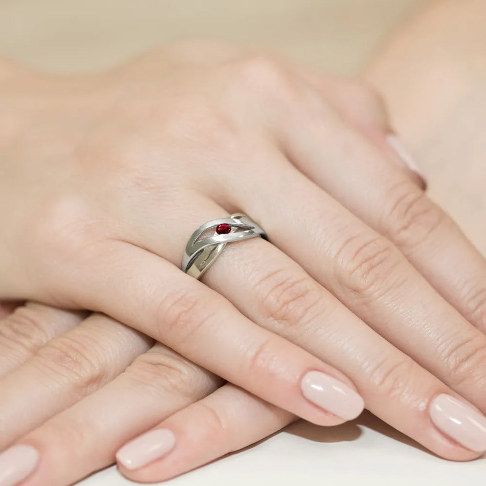 bague-en-or-avec-rubis-0-15ct-w0156-rur-01