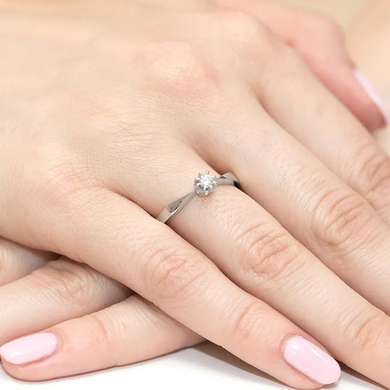 bague-en-or-avec-diamant-de-0-15ct-w0173-diw-01