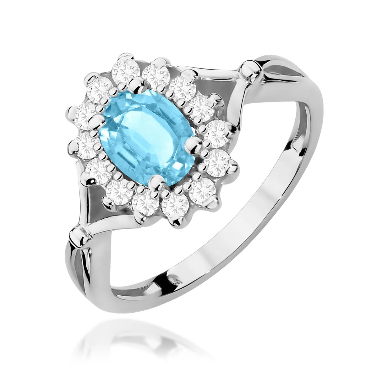 White Gold Ring with 0.90ct Topaz and 0.28ct Diamonds
