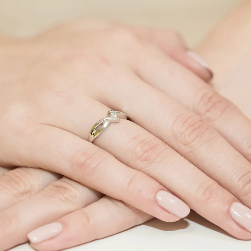 gold-ring-with-0-08ct-diamond-w0191-diw-02